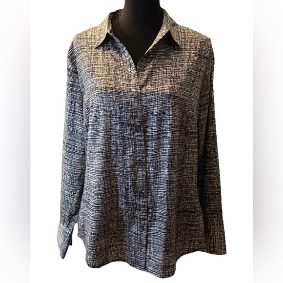Banana Republic Women's Long Sleeve Black & White Button Down Shirt, Size Large - Picture 1 of 13